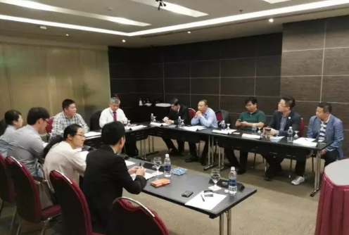 仟億達(dá)董事長(zhǎng)鄭兩斌及考察團(tuán)成員與天津電力會(huì)談 仟億達(dá)董事長(zhǎng)鄭兩斌及考察團(tuán)成員與天津電力會(huì)談