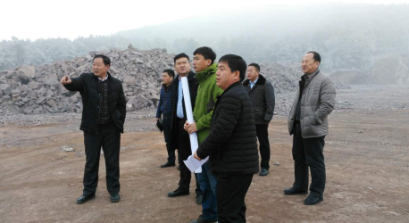 仟億達與葫蘆島市領(lǐng)導(dǎo)不畏嚴寒，共同實地考察勘測及選址